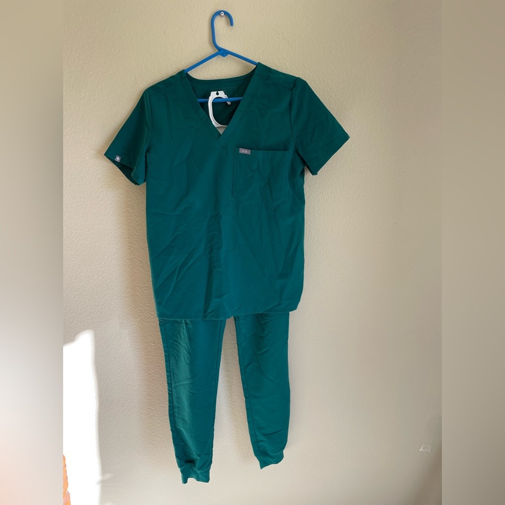 FIGS Scrub Set - TALL